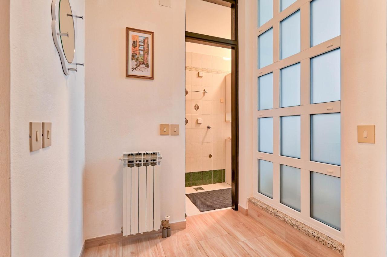 Iby Apartment Пула Экстерьер фото